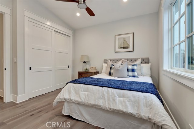 1716 Oak Avenue, Manhattan Beach, California 90266, 5 Bedrooms Bedrooms, ,5 BathroomsBathrooms,Residential,Sold,Oak,SB19008718