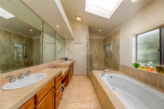 1917 Perry Avenue, Redondo Beach, California 90278, 4 Bedrooms Bedrooms, ,2 BathroomsBathrooms,Residential,Sold,Perry,SB17060012