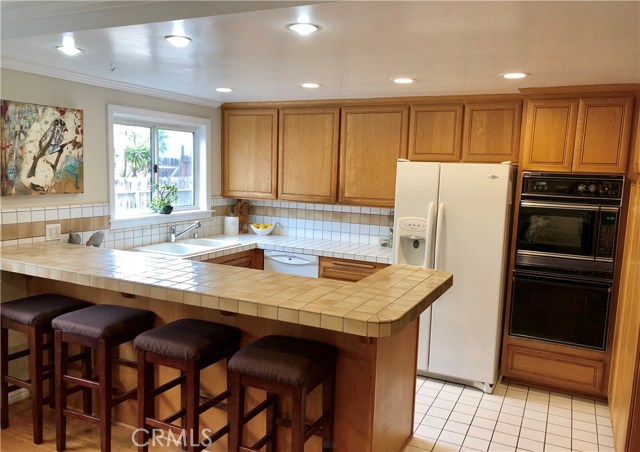 433 2ND Street, Hermosa Beach, California 90254, 3 Bedrooms Bedrooms, ,2 BathroomsBathrooms,Residential,Sold,2ND Street,SB18113035