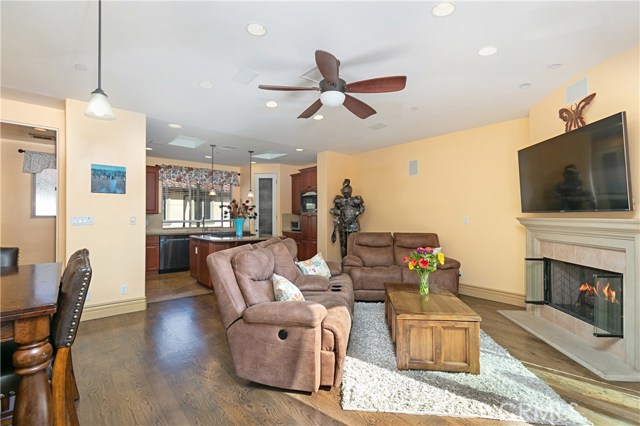 615 Pacific Coast, Redondo Beach, California 90277, 3 Bedrooms Bedrooms, ,3 BathroomsBathrooms,Residential,Sold,Pacific Coast,SB20095502