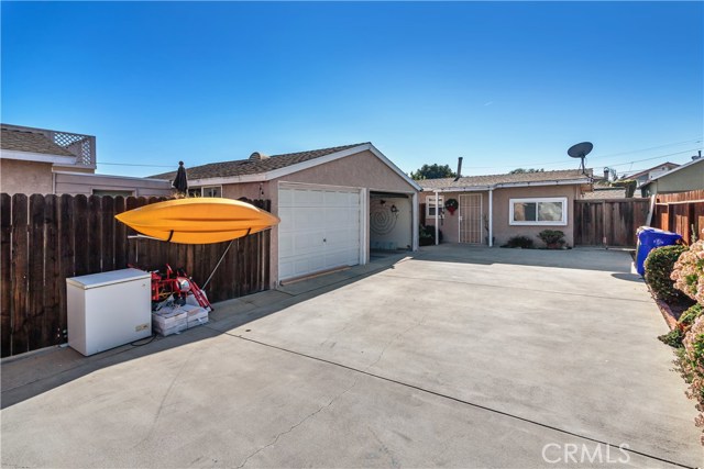 2012 Plant Avenue, Redondo Beach, California 90278, ,Residential Income,Sold,Plant,SB20003500