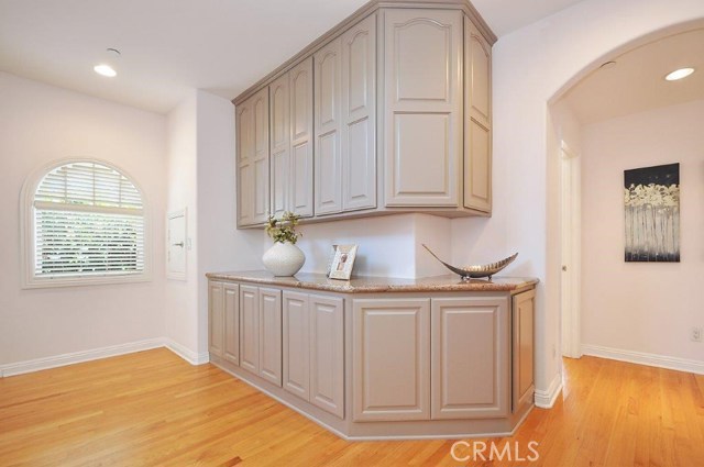 521 Irena Avenue, Redondo Beach, California 90277, 5 Bedrooms Bedrooms, ,3 BathroomsBathrooms,Residential,Sold,Irena,SB19053298