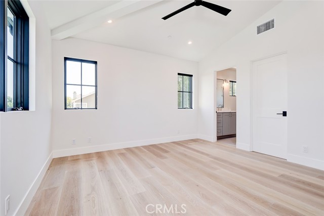 1400 17th Street, Manhattan Beach, California 90266, 5 Bedrooms Bedrooms, ,3 BathroomsBathrooms,Residential,Sold,17th,SB21193120