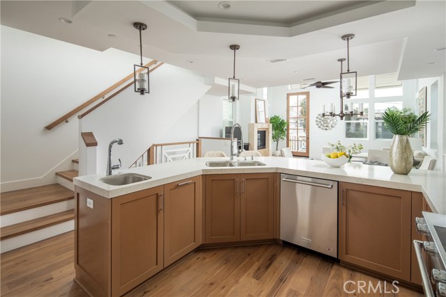 1726 Steinhart Avenue, Redondo Beach, California 90278, 4 Bedrooms Bedrooms, ,3 BathroomsBathrooms,Residential,Sold,Steinhart,SB19006729