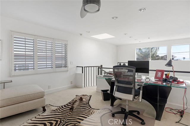 720 Manhattan Beach Boulevard, Manhattan Beach, California 90266, 2 Bedrooms Bedrooms, ,2 BathroomsBathrooms,Residential,Sold,Manhattan Beach,SB20242786