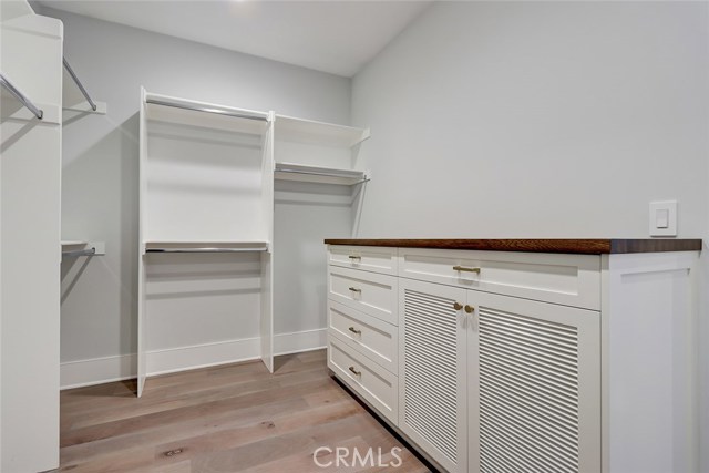 1716 Oak Avenue, Manhattan Beach, California 90266, 5 Bedrooms Bedrooms, ,5 BathroomsBathrooms,Residential,Sold,Oak,SB19008718