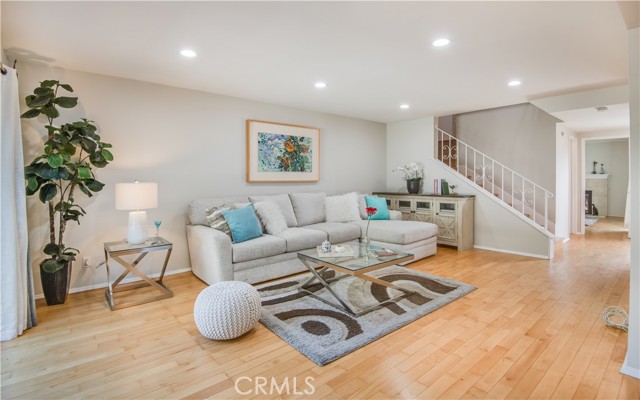 7 Via Granada, Rolling Hills Estates, California 90274, 3 Bedrooms Bedrooms, ,1 BathroomBathrooms,Residential,Sold,Via Granada,PV21057173