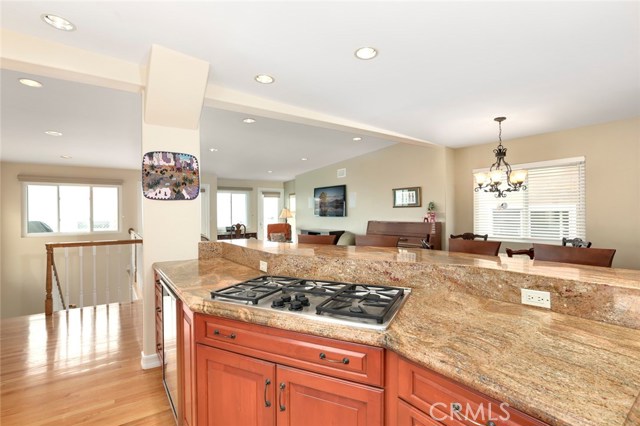429 Bayview Drive, Hermosa Beach, California 90254, 3 Bedrooms Bedrooms, ,3 BathroomsBathrooms,Residential,Sold,Bayview,SB18034474