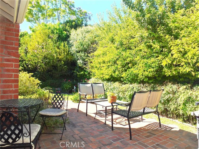 5649 Whitecliff Drive, Rancho Palos Verdes, California 90275, 4 Bedrooms Bedrooms, ,3 BathroomsBathrooms,Residential,Sold,Whitecliff,PV17219760