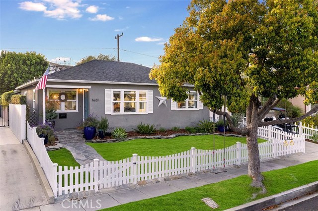 1601 Wendy Way, Manhattan Beach, California 90266, 3 Bedrooms Bedrooms, ,2 BathroomsBathrooms,Residential,Sold,Wendy,SB20050388
