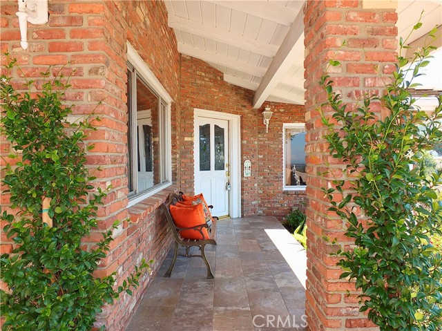 A beautiful entry way to your new home