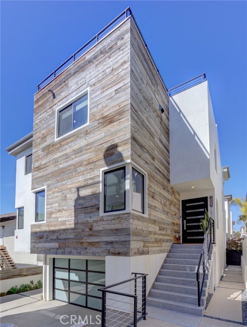 707 1st Place, Hermosa Beach, California 90254, 4 Bedrooms Bedrooms, ,4 BathroomsBathrooms,Residential,Sold,1st,SB21031767