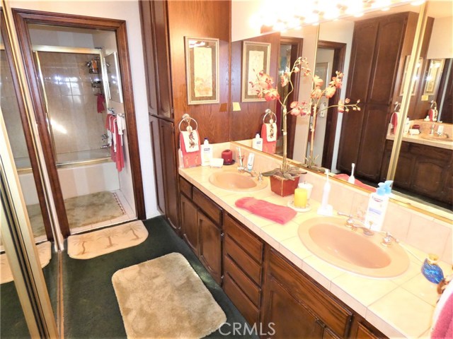 3505 Crest Drive, Manhattan Beach, California 90266, 3 Bedrooms Bedrooms, ,2 BathroomsBathrooms,Residential,Sold,Crest,SB19143125