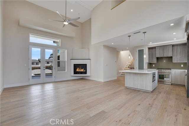 LIVINGROOM 1