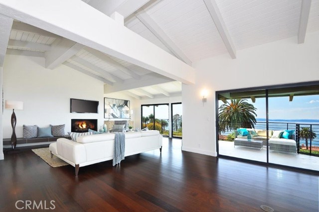 904 Via Nogales, Palos Verdes Estates, California 90274, 4 Bedrooms Bedrooms, ,4 BathroomsBathrooms,Residential,Sold,Via Nogales,PV18159668
