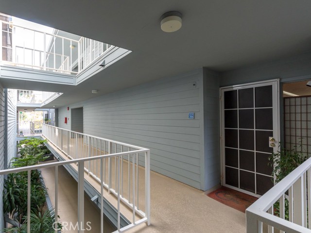 Complex is open and airy!  No dark hallways!