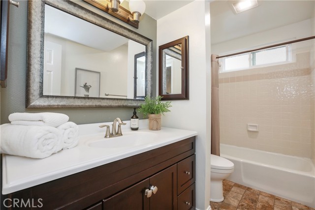 2511 Rockefeller Lane, Redondo Beach, California 90278, 3 Bedrooms Bedrooms, ,2 BathroomsBathrooms,Residential,Sold,Rockefeller,SB21046800