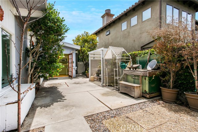 933 27th Street, Manhattan Beach, California 90266, 3 Bedrooms Bedrooms, ,2 BathroomsBathrooms,Residential,Sold,27th,PW20108173