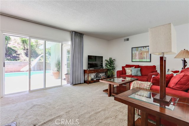 27841 Palmeras Place, Rancho Palos Verdes, California 90275, 4 Bedrooms Bedrooms, ,1 BathroomBathrooms,Residential,Sold,Palmeras,PV17096045