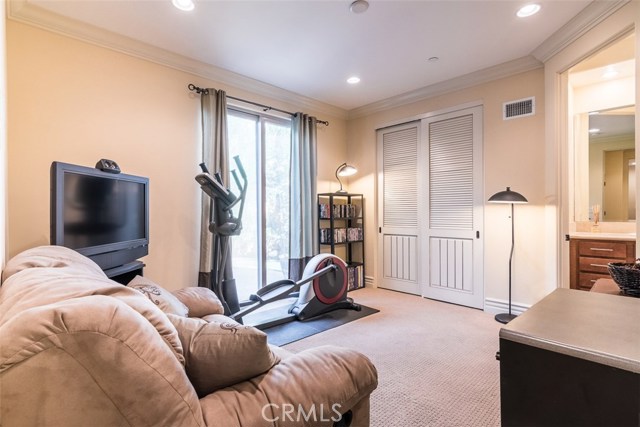 2104 Rindge Lane, Redondo Beach, California 90278, 4 Bedrooms Bedrooms, ,3 BathroomsBathrooms,Residential,Sold,Rindge,PV17261981
