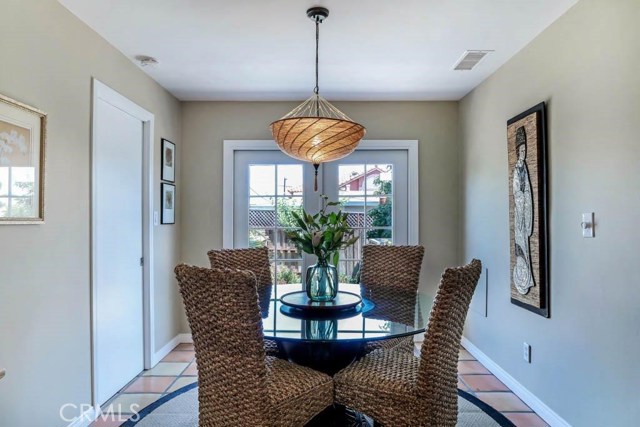 2001 Plant Ave Avenue, Redondo Beach, California 90278, 3 Bedrooms Bedrooms, ,2 BathroomsBathrooms,Residential,Sold,Plant Ave,SB17217335
