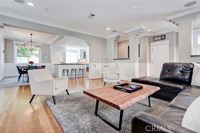 2209 Nelson Avenue, Redondo Beach, California 90278, 4 Bedrooms Bedrooms, ,2 BathroomsBathrooms,Residential,Sold,Nelson,SB20100855