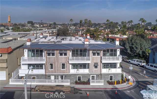 757 Manhattan Beach Boulevard, Manhattan Beach, California 90266, 2 Bedrooms Bedrooms, ,2 BathroomsBathrooms,Residential,Sold,Manhattan Beach,SB18013607