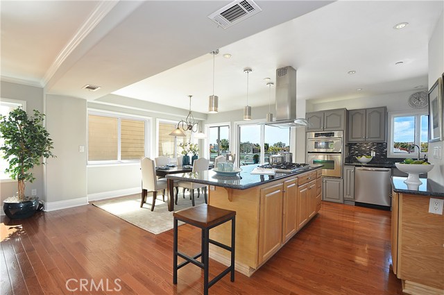 231 Francisca Avenue, Redondo Beach, California 90277, 4 Bedrooms Bedrooms, ,2 BathroomsBathrooms,Residential,Sold,Francisca,SB19047417