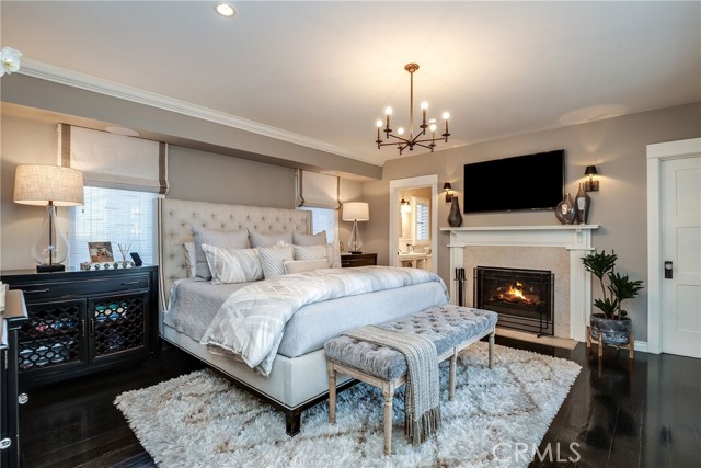 524 4th Street, Manhattan Beach, California 90266, 4 Bedrooms Bedrooms, ,2 BathroomsBathrooms,Residential,Sold,4th,SB21061545