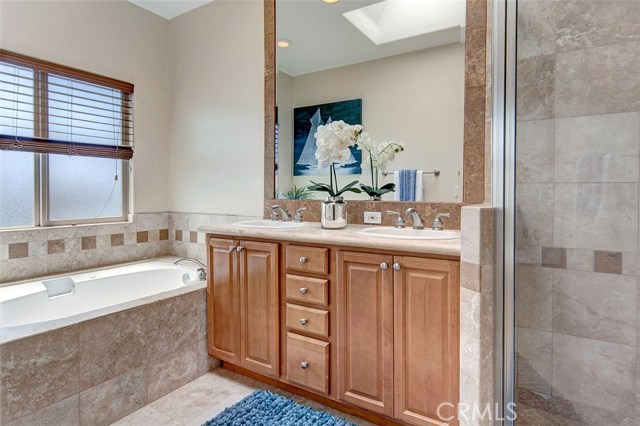 2111 Carnegie Lane, Redondo Beach, California 90278, 4 Bedrooms Bedrooms, ,2 BathroomsBathrooms,Residential,Sold,Carnegie,SB19206209