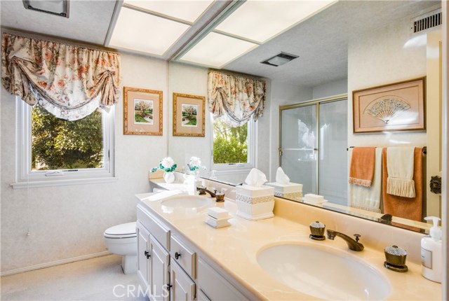 30 Country Lane, Rolling Hills Estates, California 90274, 4 Bedrooms Bedrooms, ,3 BathroomsBathrooms,Residential,Sold,Country,PV20008368