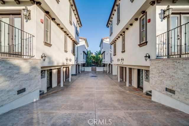 18228 Grevillea Avenue, Redondo Beach, California 90278, 4 Bedrooms Bedrooms, ,2 BathroomsBathrooms,Residential,Sold,Grevillea,SB20254175