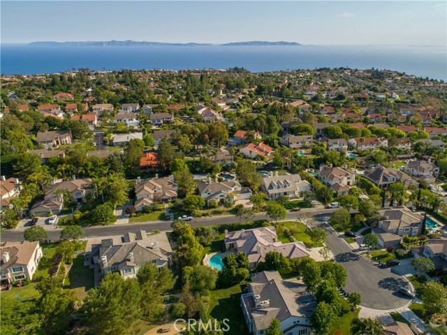 9 Hillcrest Manor, Rolling Hills Estates, California 90274, 4 Bedrooms Bedrooms, ,3 BathroomsBathrooms,Residential,Sold,Hillcrest Manor,PV21026764