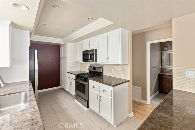1726 Speyer Lane, Redondo Beach, California 90278, 3 Bedrooms Bedrooms, ,2 BathroomsBathrooms,Residential,Sold,Speyer,SB20058178