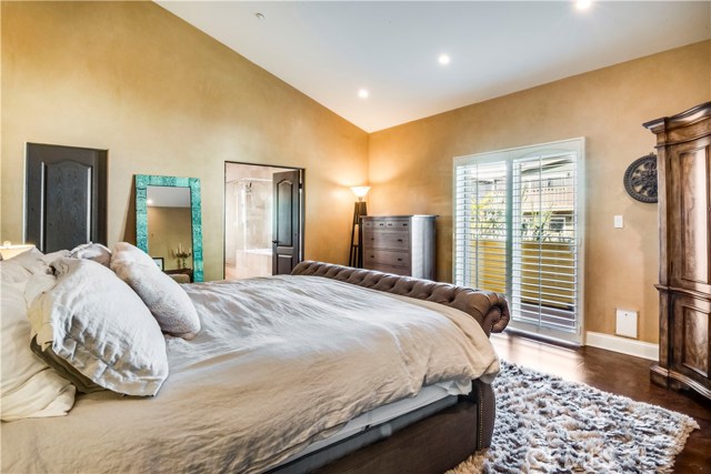 202 Irena Avenue, Redondo Beach, California 90277, 3 Bedrooms Bedrooms, ,3 BathroomsBathrooms,Residential,Sold,Irena,SB19148601