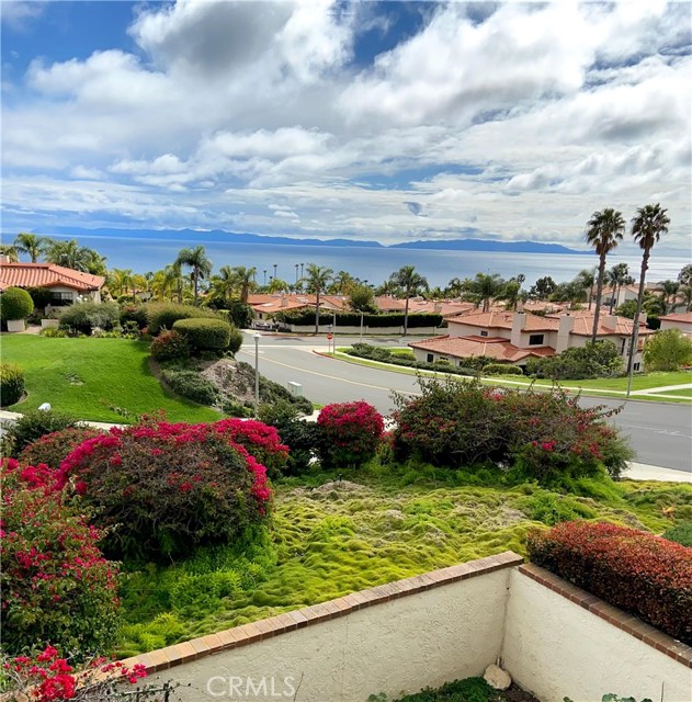 32550 Seahill Drive, Rancho Palos Verdes, California 90275, 3 Bedrooms Bedrooms, ,2 BathroomsBathrooms,Residential,Sold,Seahill,LG20091355