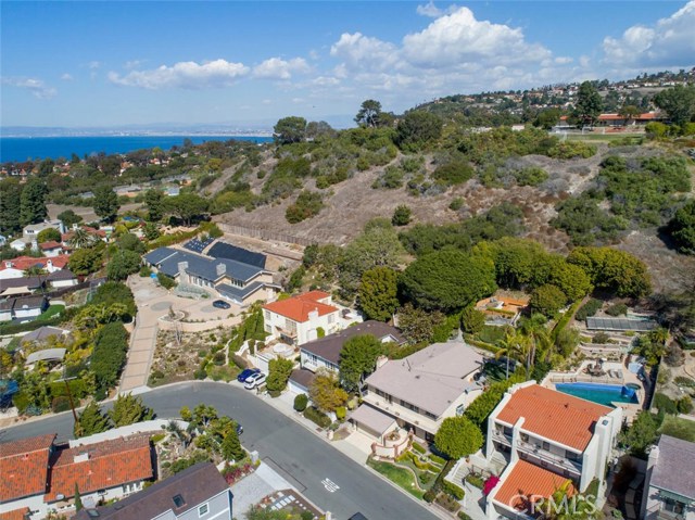 2316 Via Carrillo, Palos Verdes Estates, California 90274, 4 Bedrooms Bedrooms, ,3 BathroomsBathrooms,Residential,Sold,Via Carrillo,PV18043994