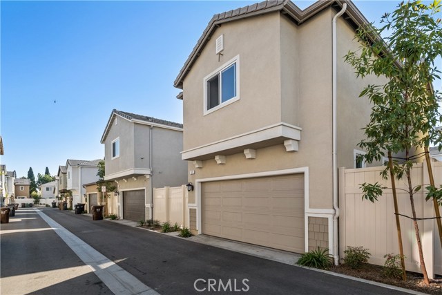 3 Bed Home for Sale in Compton, California