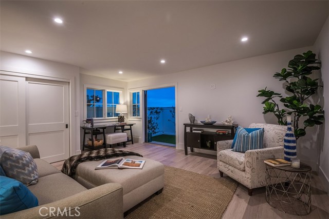 220 Larsson Street, Manhattan Beach, California 90266, 5 Bedrooms Bedrooms, ,3 BathroomsBathrooms,Residential,Sold,Larsson,SB18155607