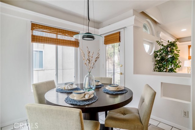 1517 Crest Drive, Manhattan Beach, California 90266, 3 Bedrooms Bedrooms, ,2 BathroomsBathrooms,Residential,Sold,Crest,SB19195795