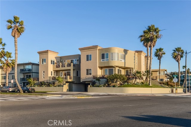 1800 Esplanade, Redondo Beach, California 90277, 3 Bedrooms Bedrooms, ,2 BathroomsBathrooms,Residential,Sold,Esplanade,SB18062659