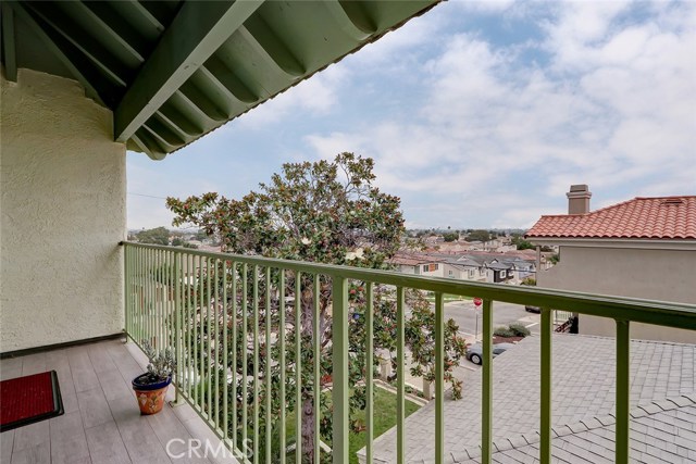 2518 Curtis Avenue, Redondo Beach, California 90278, 3 Bedrooms Bedrooms, ,2 BathroomsBathrooms,Residential,Sold,Curtis,SB20188776