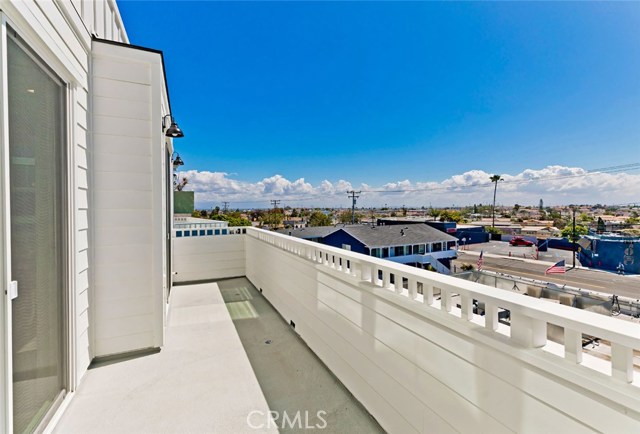 1522 Wollacott Street, Redondo Beach, California 90278, 4 Bedrooms Bedrooms, ,2 BathroomsBathrooms,Residential,Sold,Wollacott,SB19119920