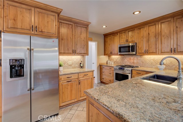 2215 Glick Court, Redondo Beach, California 90278, 4 Bedrooms Bedrooms, ,2 BathroomsBathrooms,Residential,Sold,Glick,SB18233493