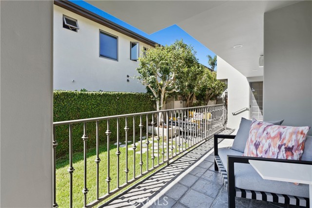 2304 Grandview Avenue, Manhattan Beach, California 90266, 5 Bedrooms Bedrooms, ,3 BathroomsBathrooms,Residential,Sold,Grandview,SB21160236