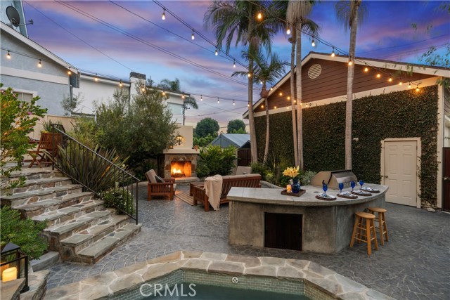 618 Avenue C, Redondo Beach, California 90277, 3 Bedrooms Bedrooms, ,2 BathroomsBathrooms,Residential,Sold,Avenue C,SB20188515