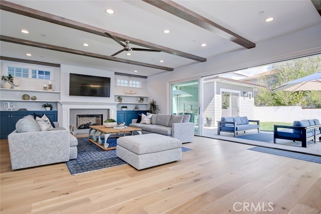 1900 Lynngrove Drive, Manhattan Beach, California 90266, 5 Bedrooms Bedrooms, ,2 BathroomsBathrooms,Residential,Sold,Lynngrove,SB21039108