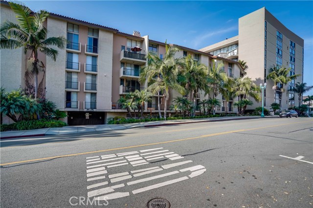 535 Esplanade, Redondo Beach, California 90277, 3 Bedrooms Bedrooms, ,Residential,Sold,Esplanade,SB20234312