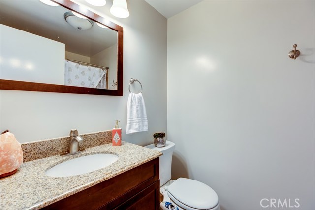 600 Faye Lane, Redondo Beach, California 90277, 5 Bedrooms Bedrooms, ,1 BathroomBathrooms,Residential,Sold,Faye,SB19183101