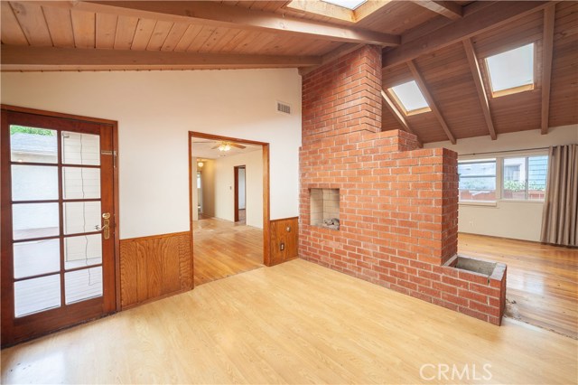 1148 Elm Avenue, Manhattan Beach, California 90266, 3 Bedrooms Bedrooms, ,2 BathroomsBathrooms,Residential,Sold,Elm,SB19140128